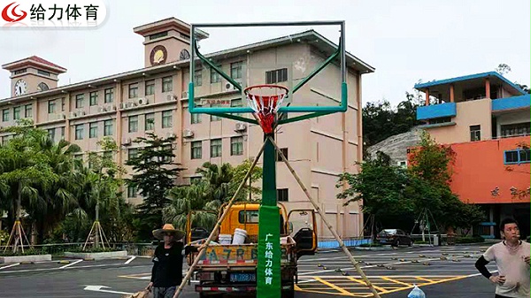 广州固定篮球架价钱