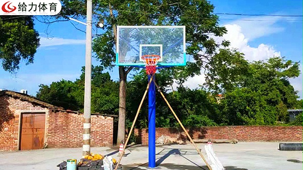 农村篮球架