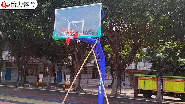 广州便宜篮球架厂家